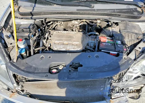 2010 Honda Odyssey Ex z USA, uszkodzony, nr VIN 5FNRL3H51AB026335